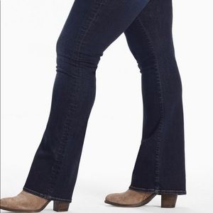 NWT LUCKY BRAND GINGER BOOT JEANS. size 16W-R